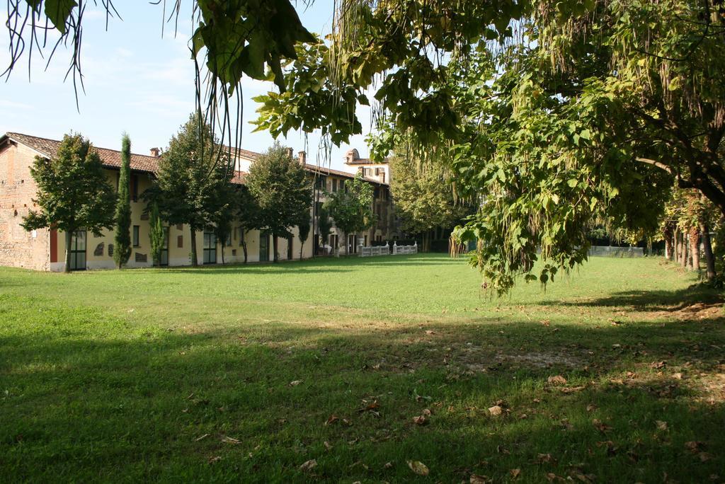 Le Residenze Del Tenore Романо-ди-Ломбардия Экстерьер фото